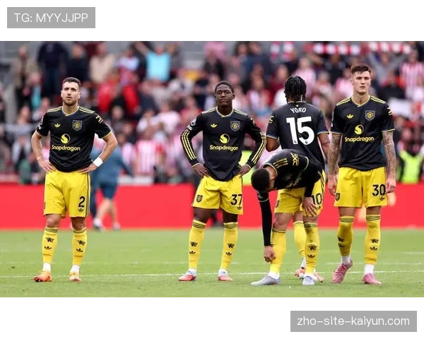 曼联43个失球防守效率中游偏下 后防线轮换稳定性待提升